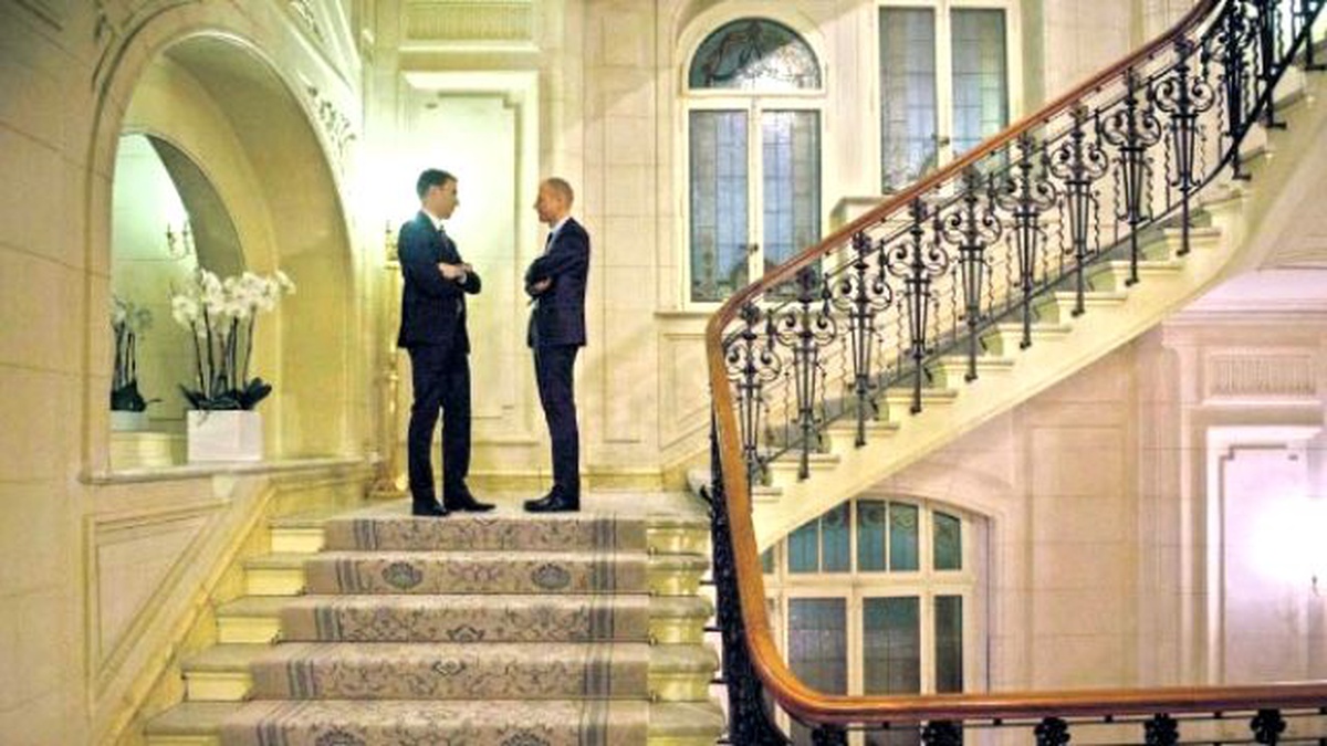 Gizemli Virüs, Nükleer Müzakereleri İzledi