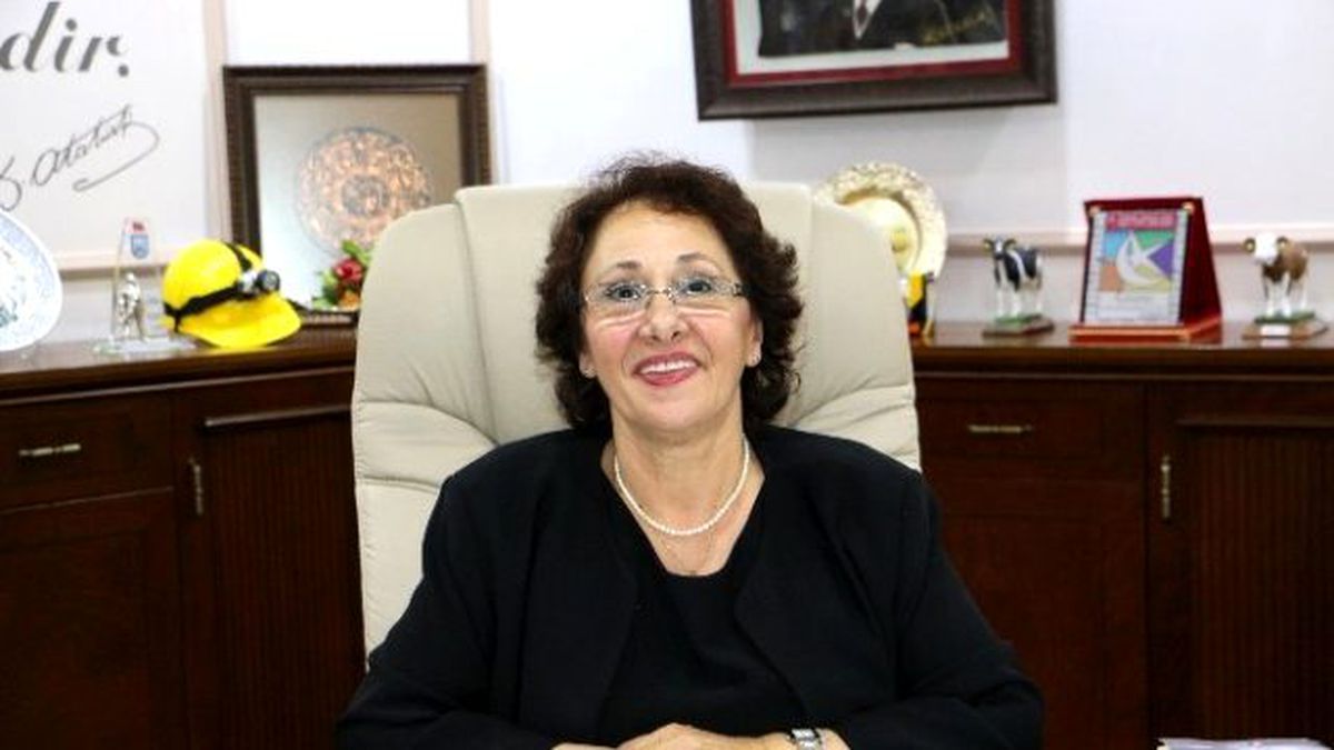 Jülide Güner Yalova Belediye Başkan Yardımcısı Oldu