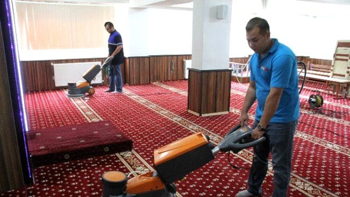 Kastamonu\'da Hijyen Timi Camileri Pırıl Pırıl Yapıyor