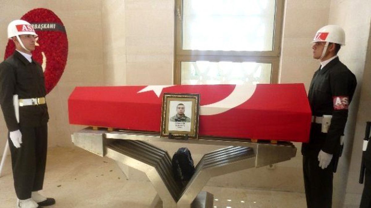 Şehit Faik Yüce, Gözyaşları İçinde Son Yolculuğuna Uğurlandı
