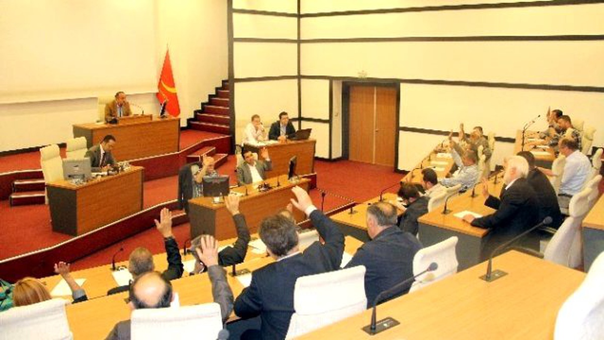 Taahhüdünü Yerine Getirmeyen Müteahhitler Kamuoyuna Açıklanacak