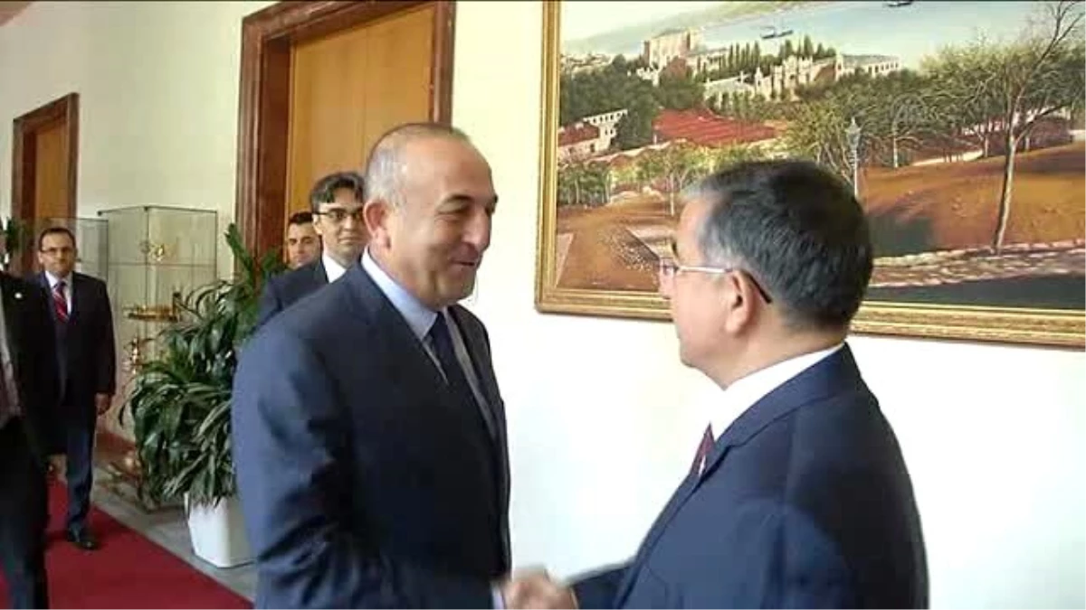 TBMM Başkanı Yılmaz, Dışişleri Bakanı Çavuşoğlu\'nu Kabul Etti