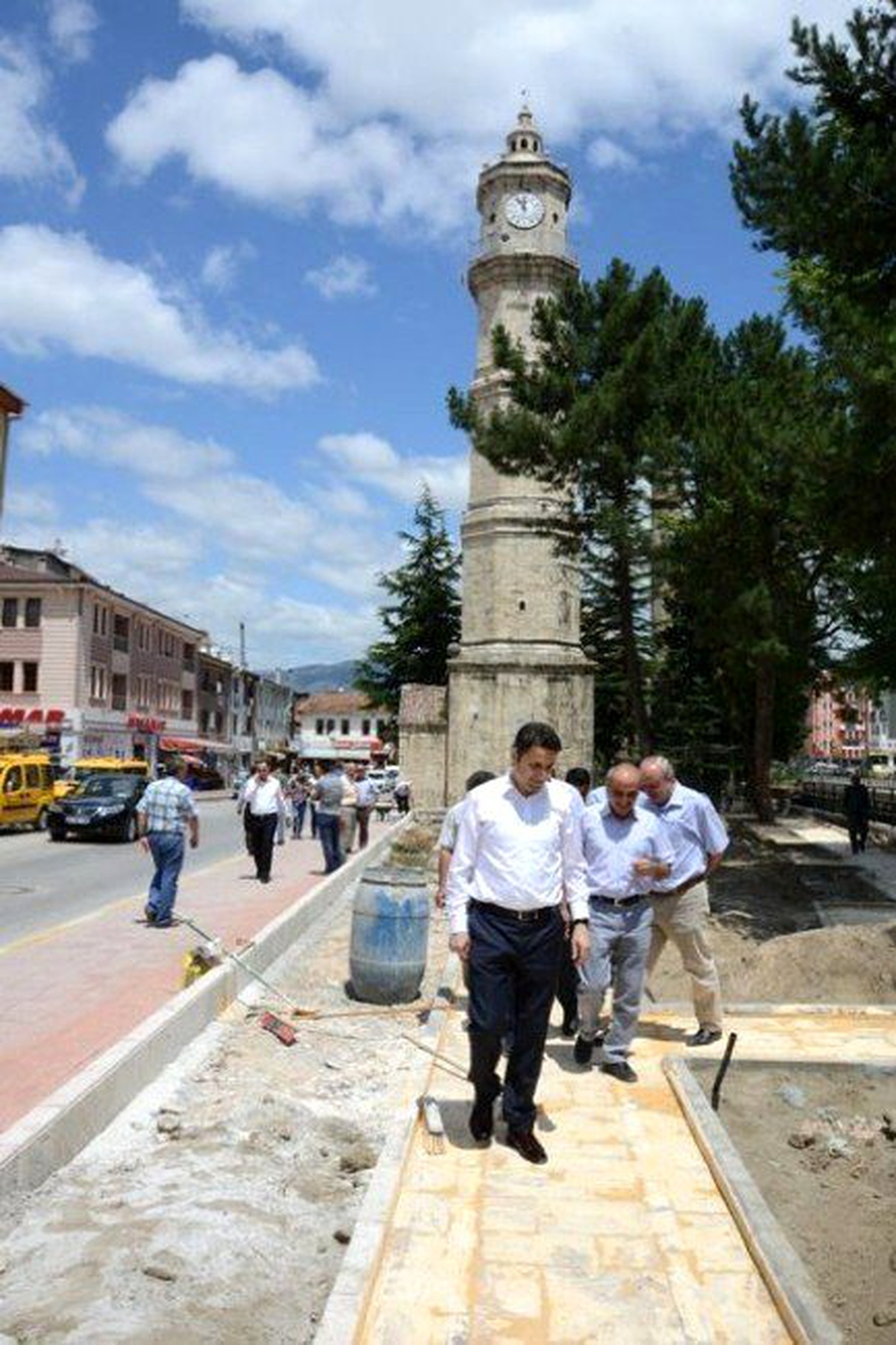 Tokat Saat Kulesi Çevresi Güzelleşiyor