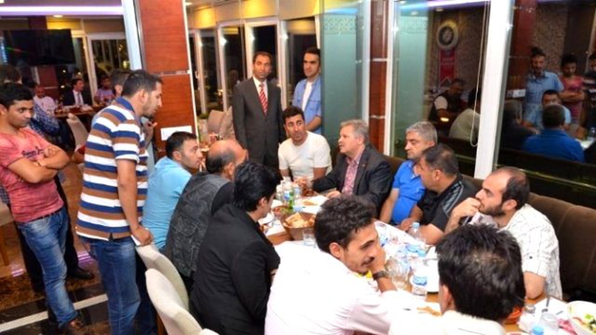 Vali Kahraman Erzincan Gazeteciler Cemiyetine İftar Yemeğinde Ev Sahipliği Yaptı
