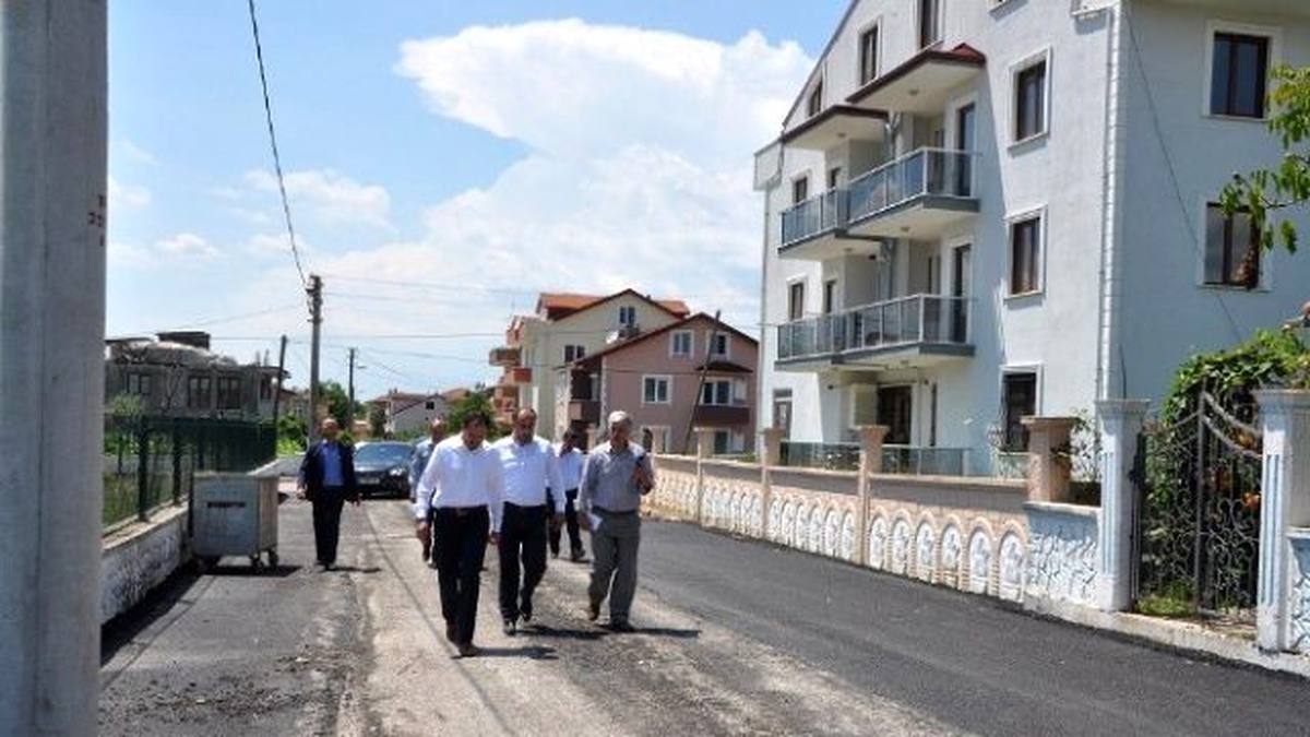 Yeşilyurt Mahallesi Simge Sokak Parke Taşlarıyla Kaplanıyor