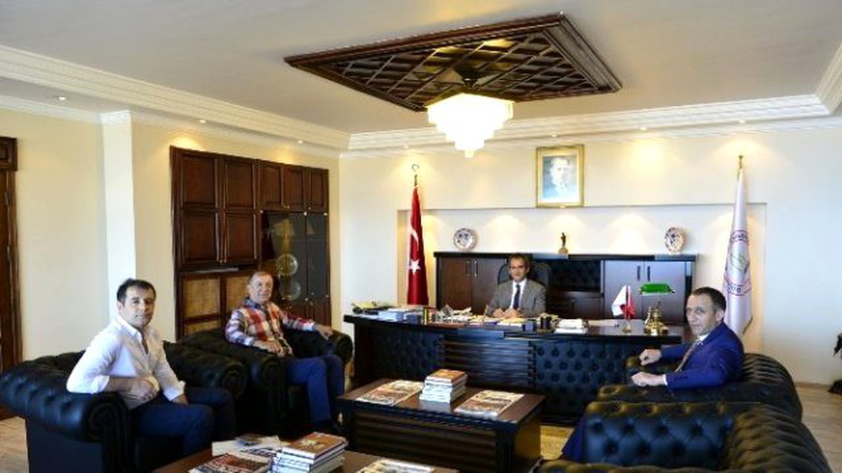Zonguldak Tso Yönetim Kurulu Üyeleri Rektör Özer\'i Ziyaret Etti