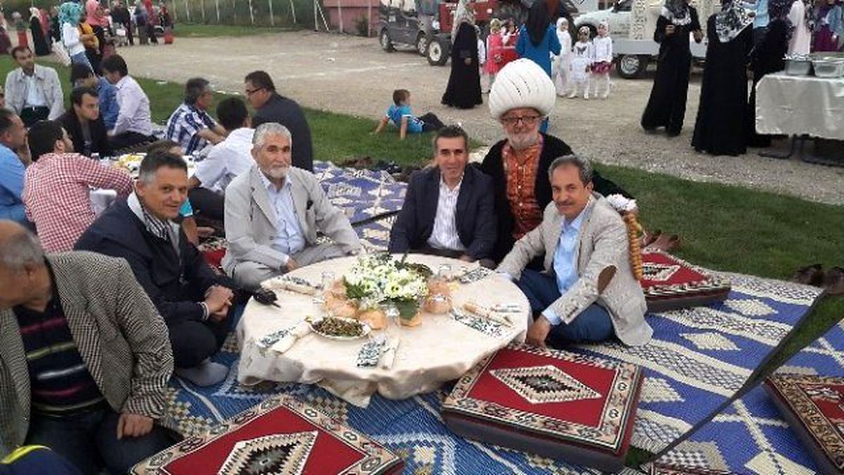 Akşehir\'de Minik Yürekler İftarda Buluştu