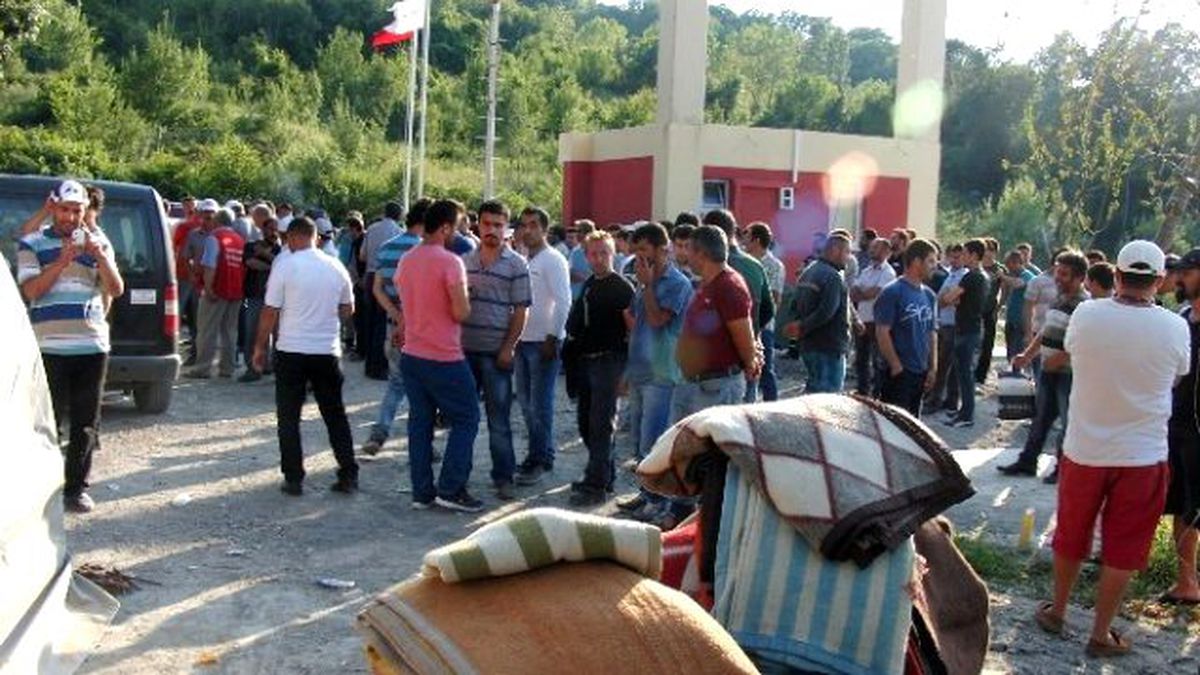 Bartın\'da Madencilerin İş Bırakma Eylemi Devam Ediyor