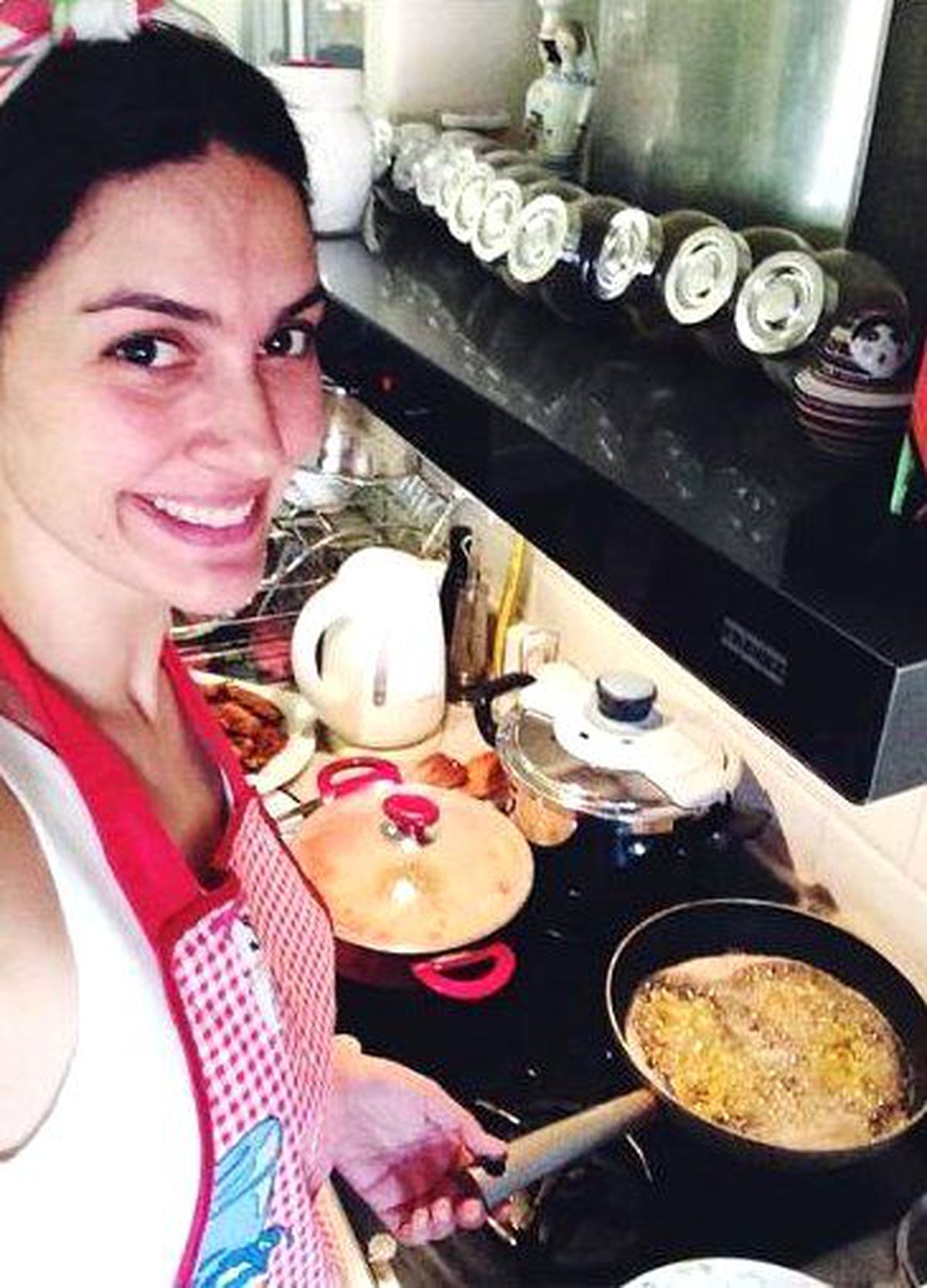 Bergüzar Korel Kahve Dükkanını Sonunda Açtı