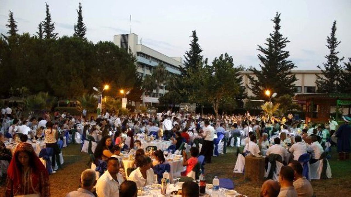 Clk\'dan Sevgi Çocuklarına İftar