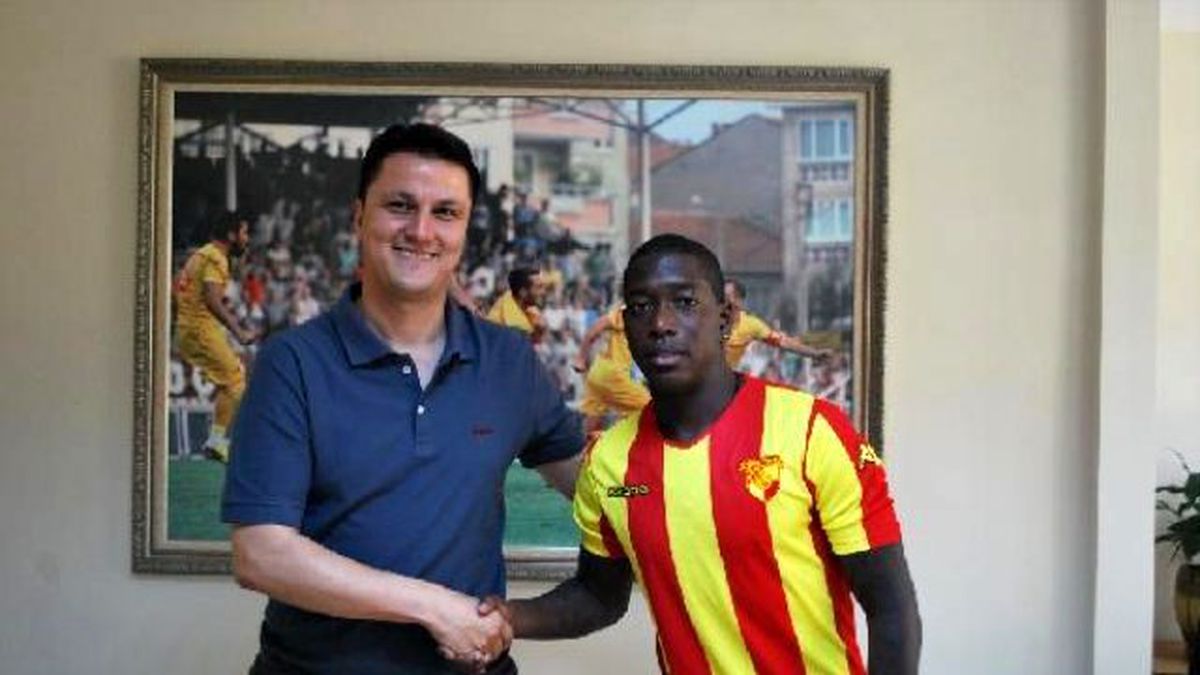 Göztepe Kanat Oyuncusu Leroy George ile 2 Yıllık Sözleşme İmzaladı