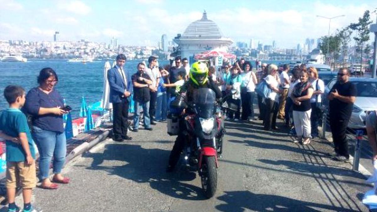 Kadına Şiddet"E Dikkat Çekmek İçin Motorsikletle 10 Ülke Gezecek
