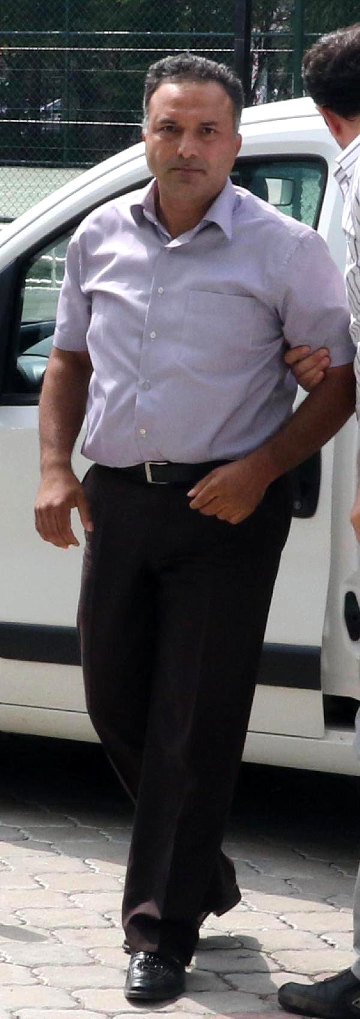 Rüşvet Alırken Suçüstü Yakalanan Vergi Müfettişi Tutuklandı