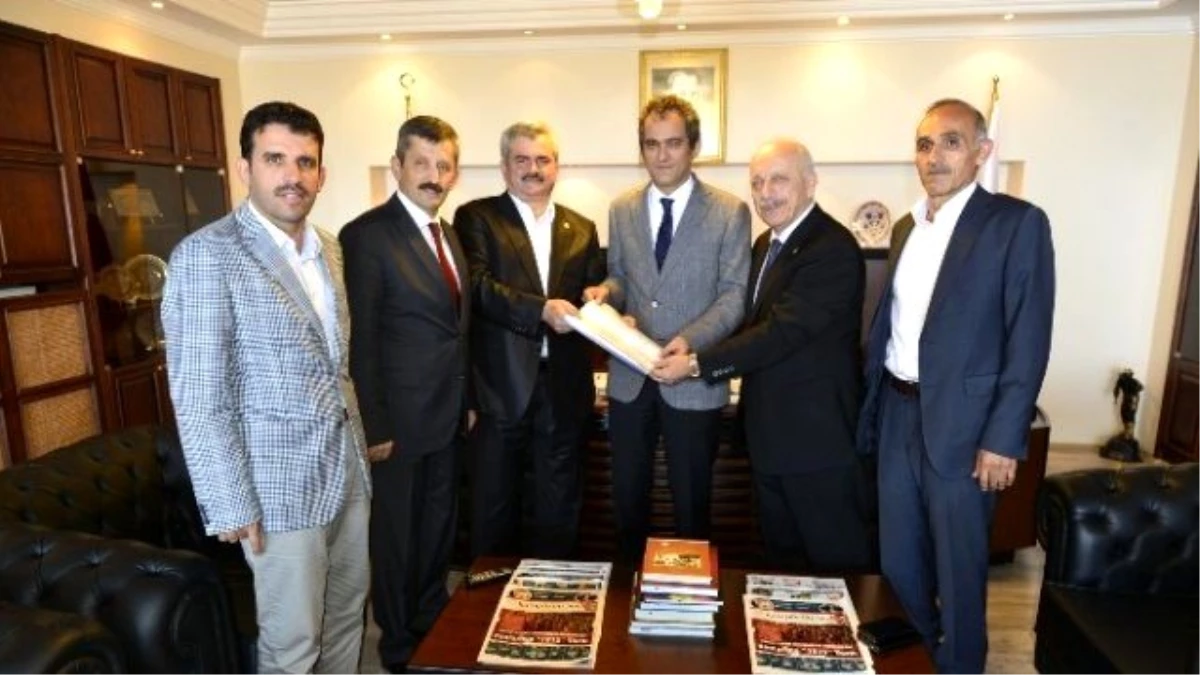 Zonguldak Milletvekilleri Rektör Özer\'i Ziyaret Ettiler