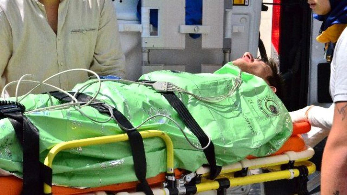 17 Yaşındaki Genç Boğulmaktan Son Anda Kurtarıldı