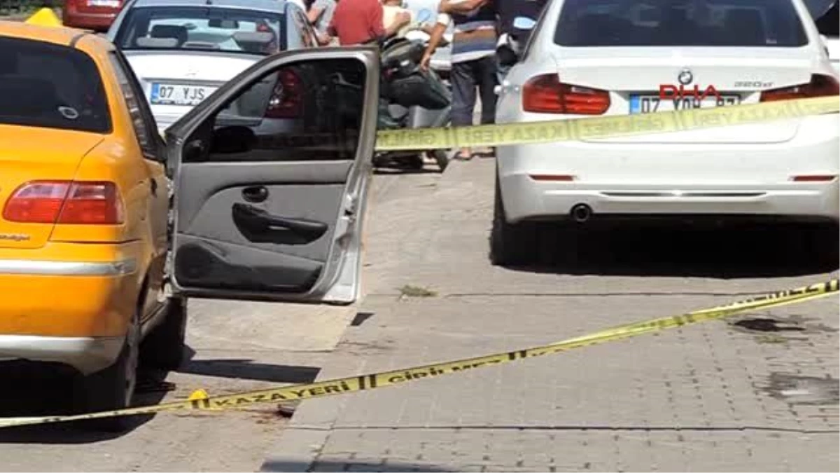 Antalya Otomobilde Otururken Av Tüfeğiyle Öldürüldü