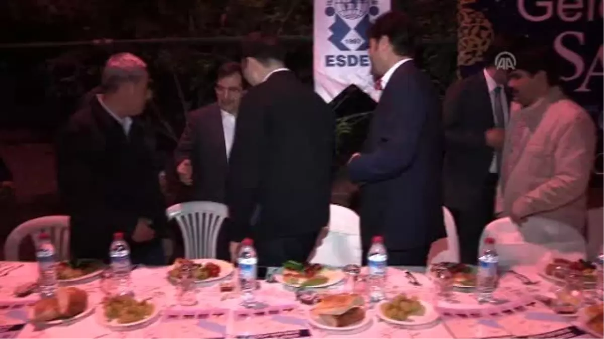 Bakan Güllüce Esder\'in Sahur Programına Katıldı