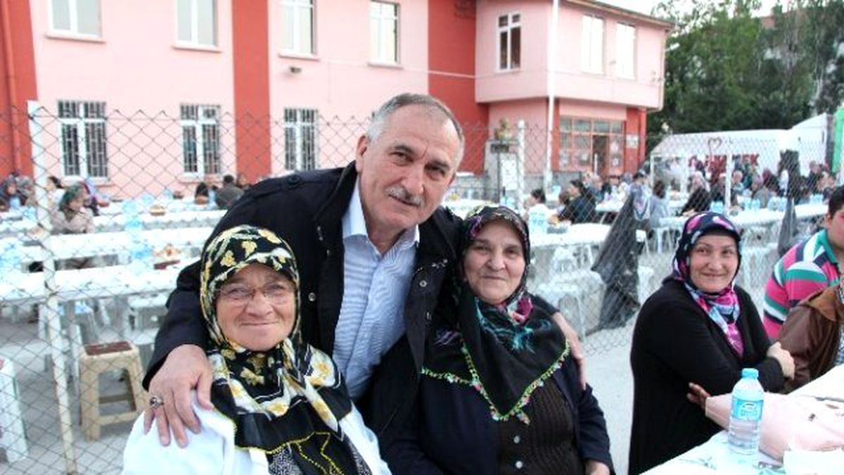 Bolu\'da Mahalle İftarları Devam Ediyor