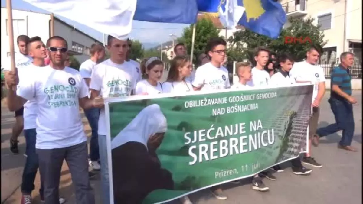 Boşnaklar, Srebrenica Olayını Veto Eden Rusya\'ya Karşı Yürüdü