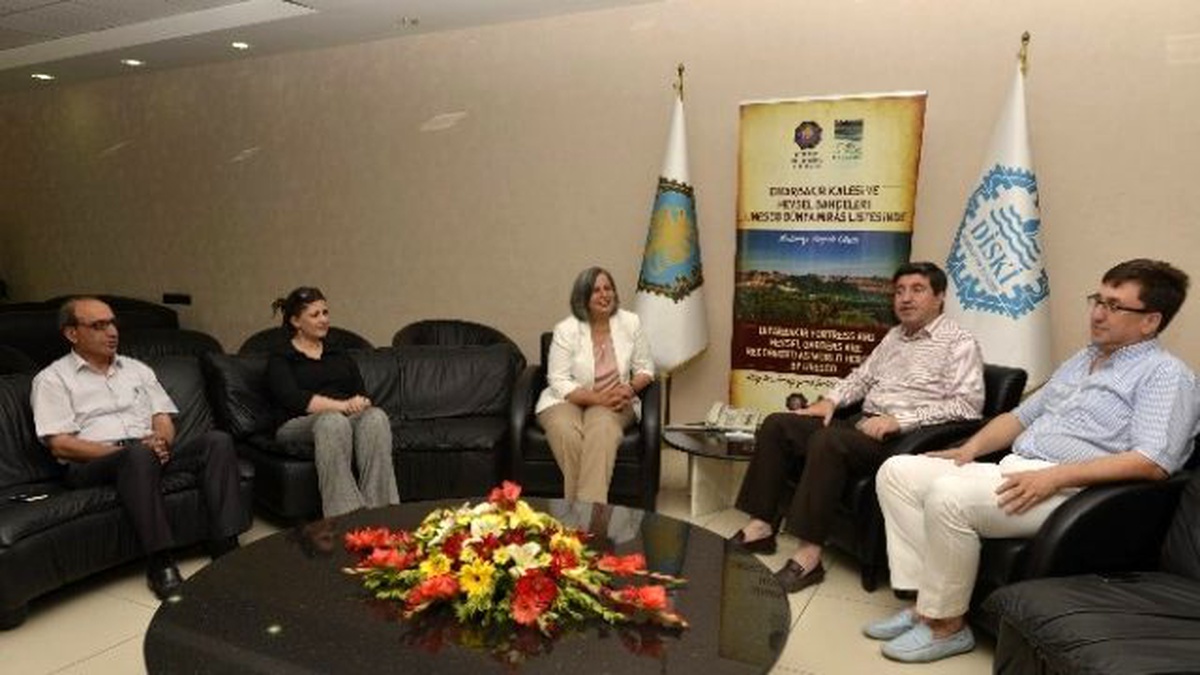Hdp\'li Tan, Diyarbakır Büyükşehir Belediyesini Ziyaret Etti