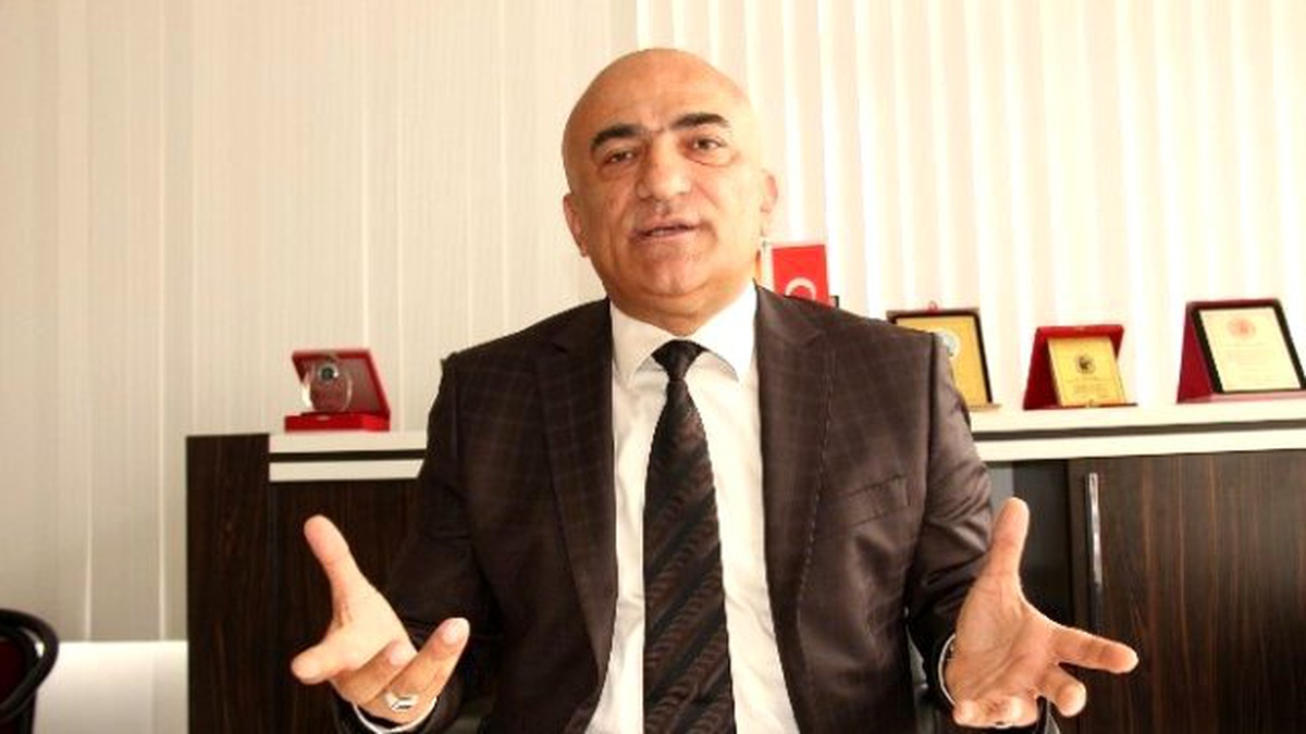 Hekim Zorunluluğuna Berberler ve Kuaförlerden Tepki