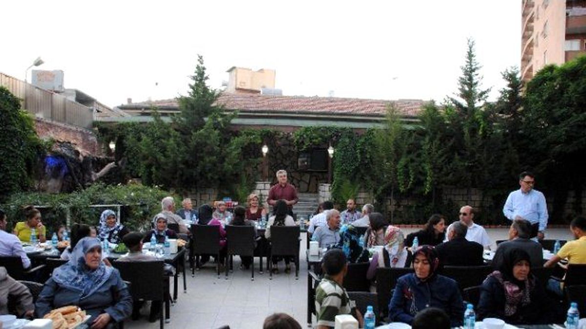 Jandarma Komutanı Şehit Aileleri ile Bir Araya Geldi