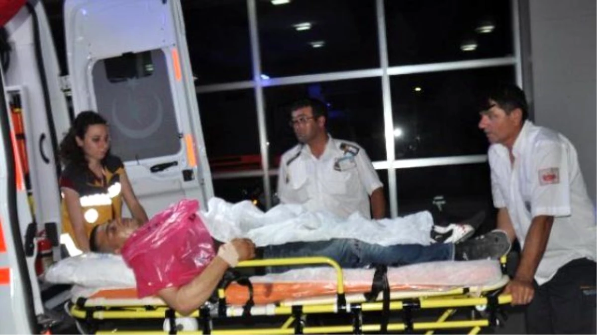 Karaman\'da Bıçaklı Kavgada 2 Kardeş Yaralandı