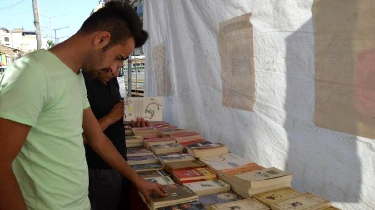 Kitap Fuarı Beklenen İlgiyi Görmüyor