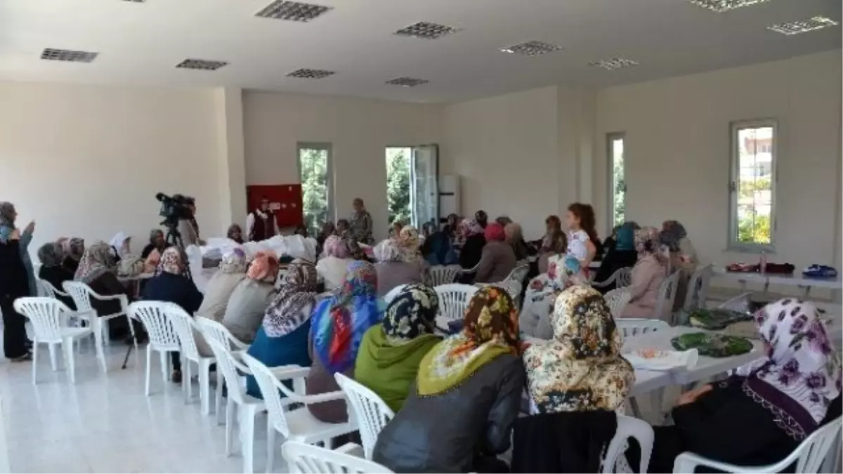 Mahalle Sakinlerine Cenaze Yıkanması ve Defin İşlemleri Eğitimi