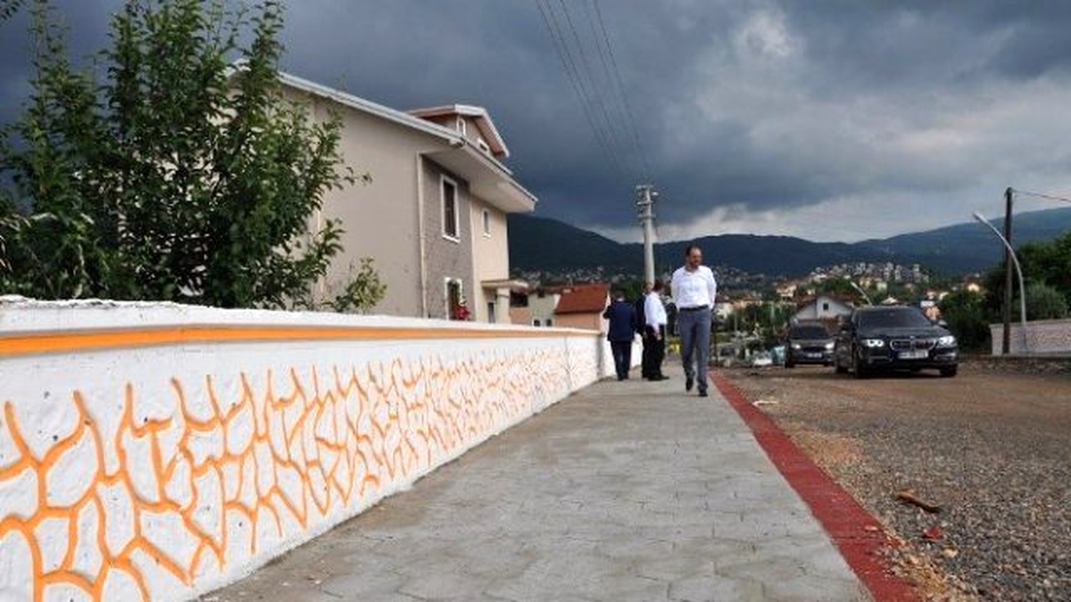 Başiskele Belediyesi Mannesman Sokaktaki Çalışmalarda Sona Yaklaştı