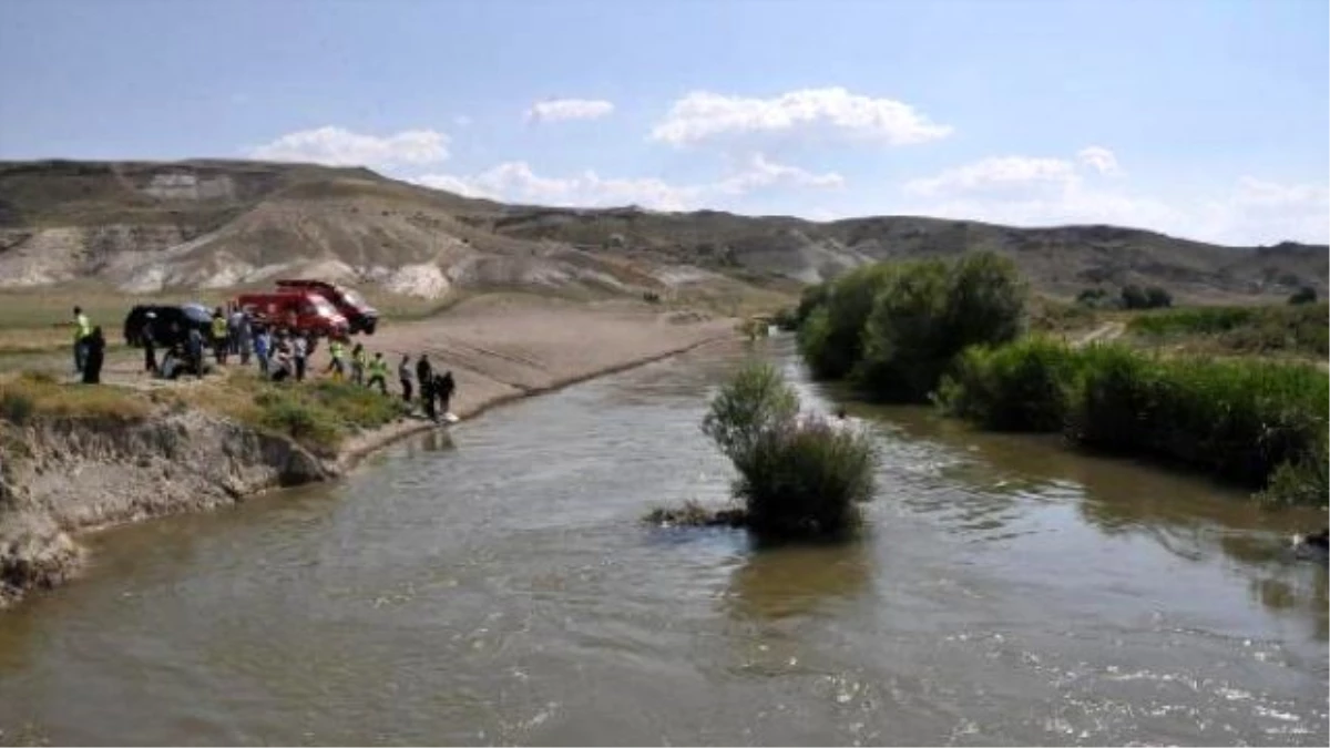Sakarya Nehri\'nde Suriyeli 3 İşçiden 1\'i Boğuldu, 1\'i Kayıp (2)- Yeniden