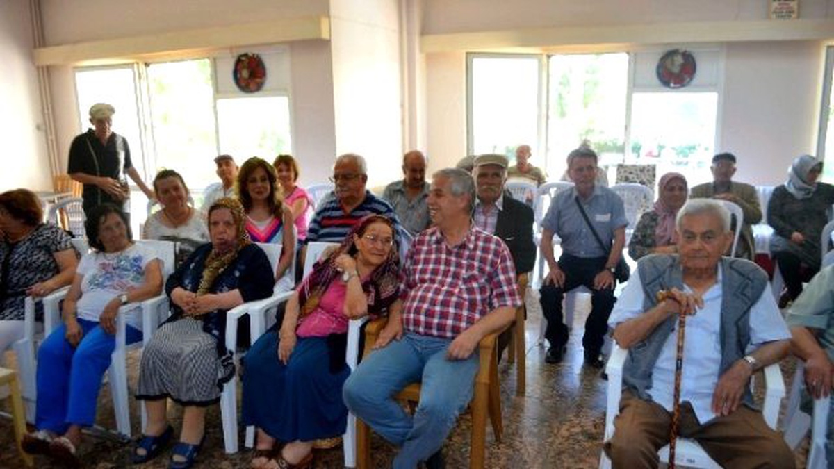 Söke Şair ve Yazarlar Derneği\'nden Huzur Evi Yaşlılarına Etkinlik