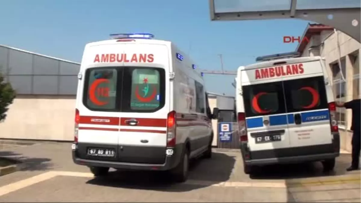 Zonguldak Denizde Boğulma Tehlikesi Geçiren Genç Kurtarıldı