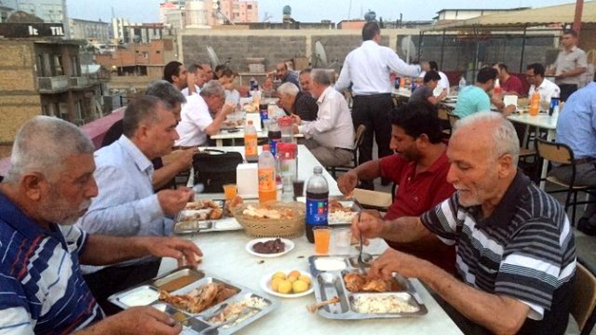 İhlas Vakfı Adana Yurdu\'nda Anlamlı Buluşma