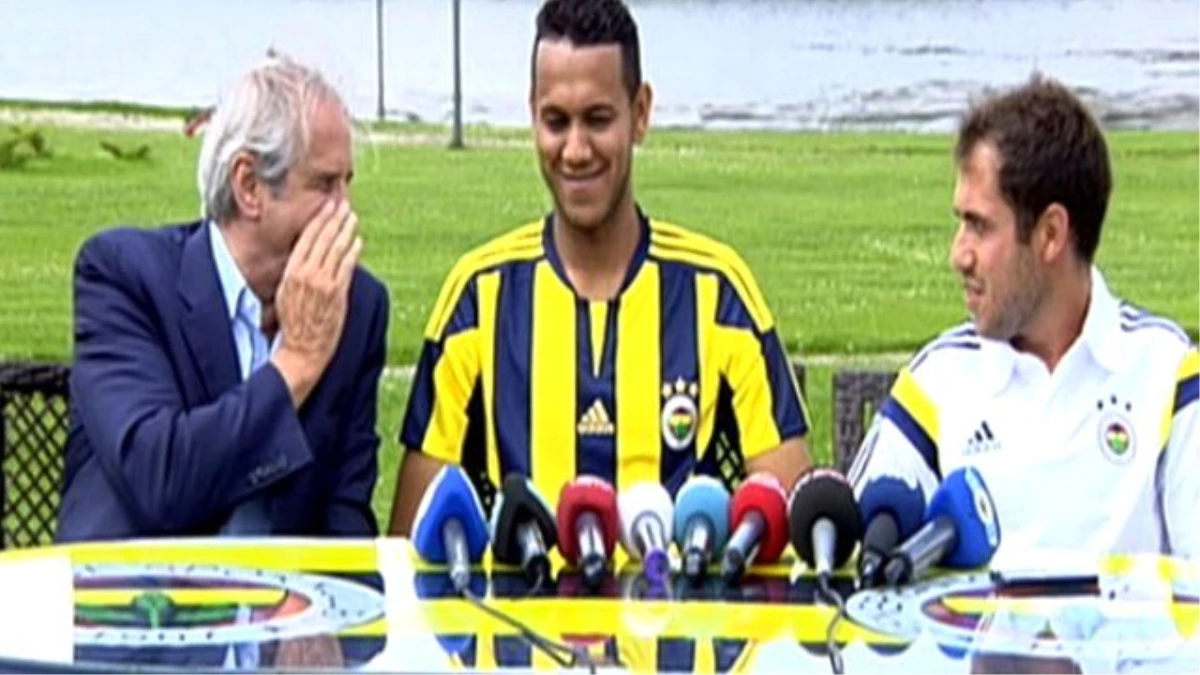 Josef de Souza\'nın İmza Töreninde Güldüren Diyalog