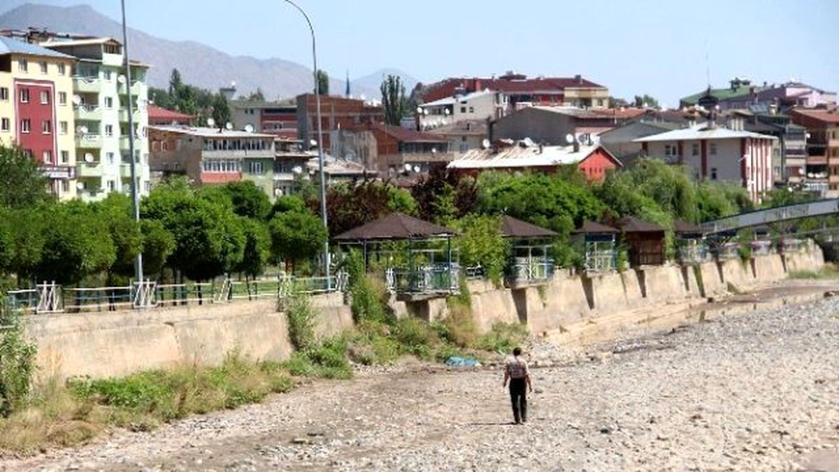 Oltu Çayı Kurudu