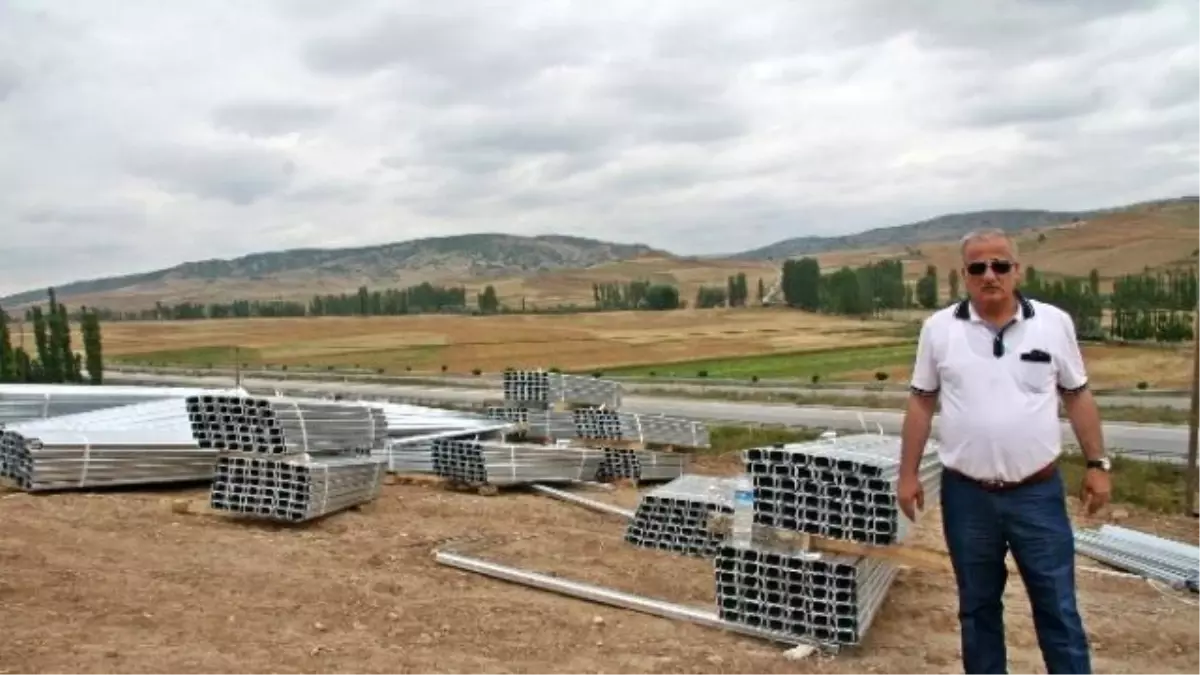 Güneş Panelleriyle Ürettiği Elektriği Devlete Satacak