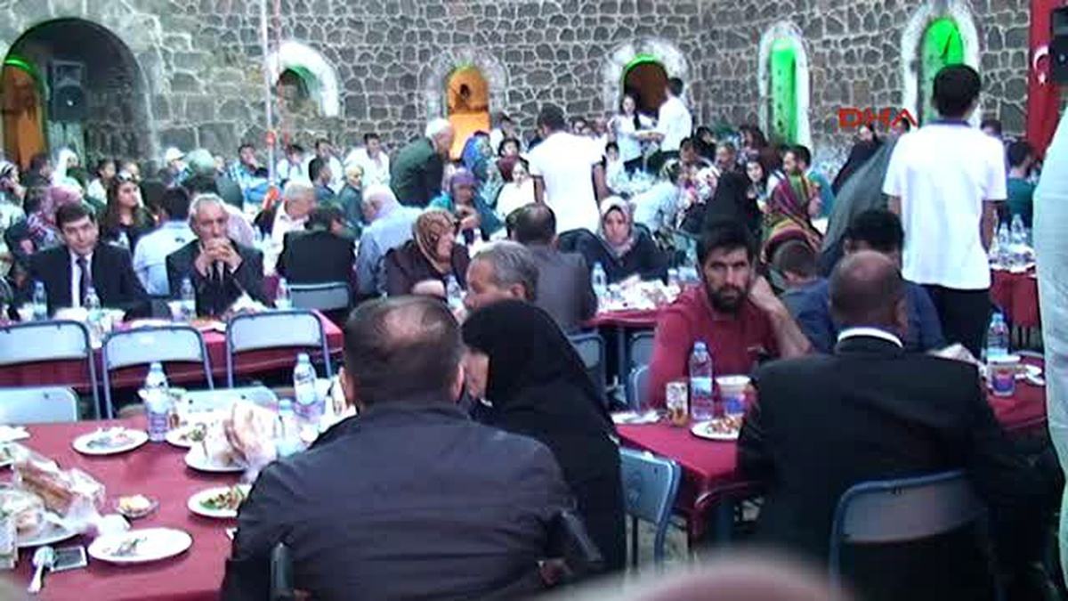 Tabyalarda Şehit Yakınları ve Gazilere İftar