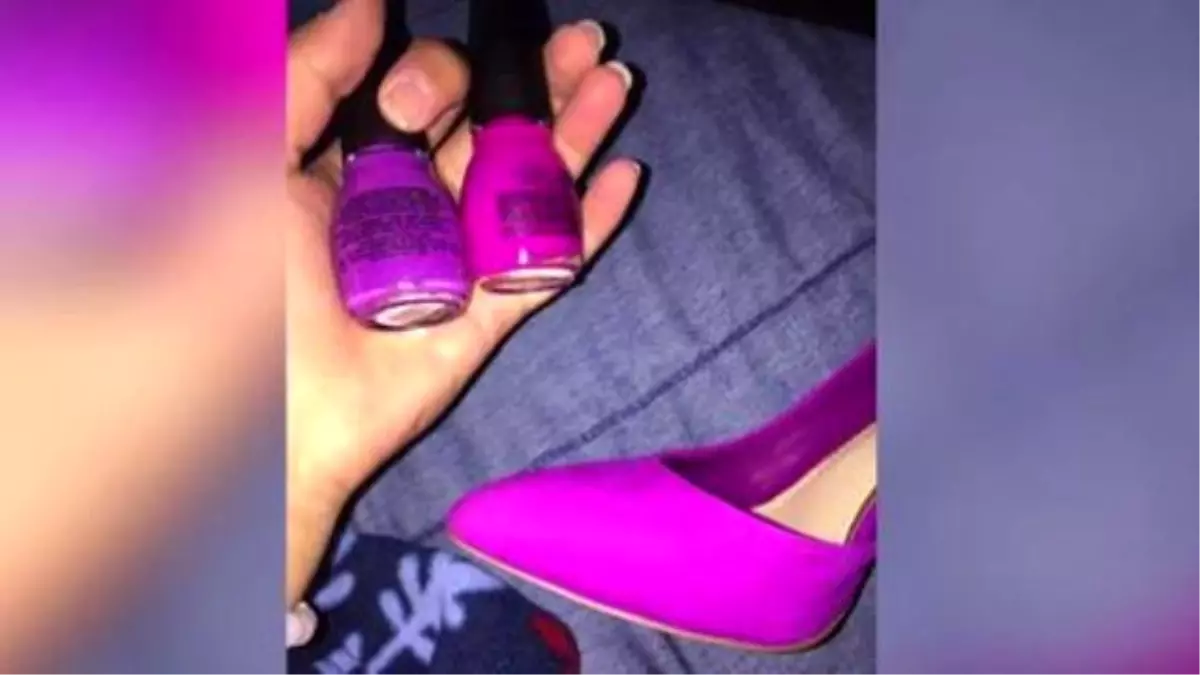 The Internet İs Freaking Out Over The Color Of These Shoes