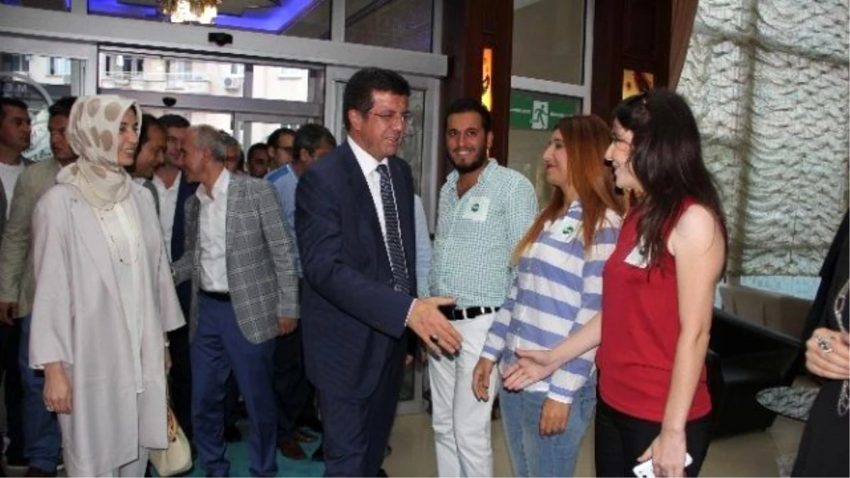 Bakan Zeybekçi: "Millete Bir Daha Gitmekten Asla Çekinmeyiz"