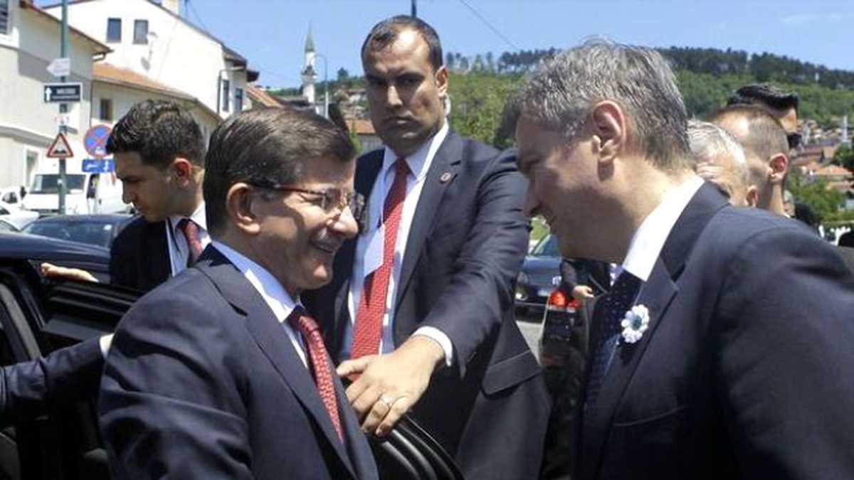 Başbakan Davutoğlu\'nun Bosna Hersek Ziyareti