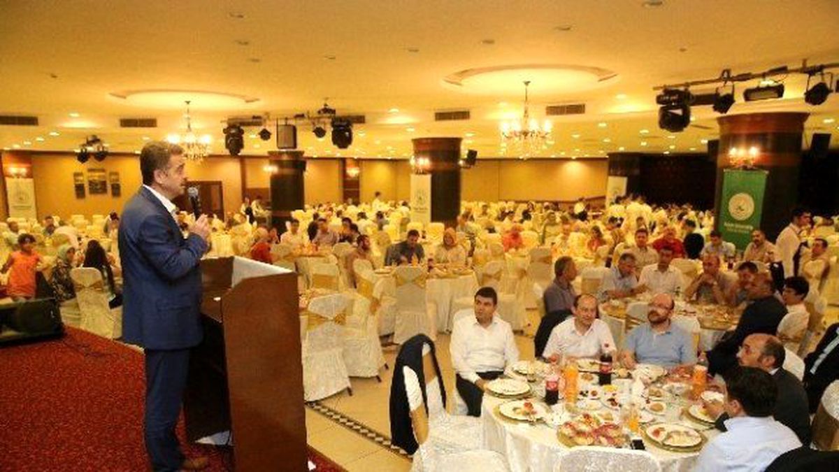 Başkan Usta, Belediye Personeliyle İftarda Buluştu