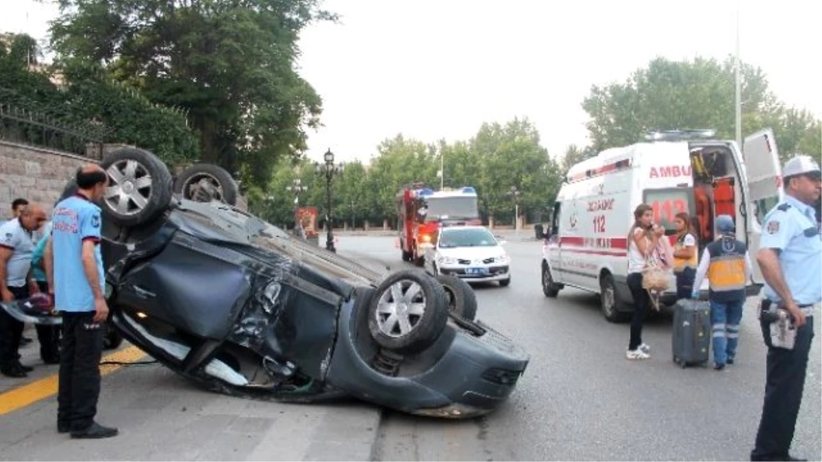 Başkentte Trafik Kazası: 2 Yaralı