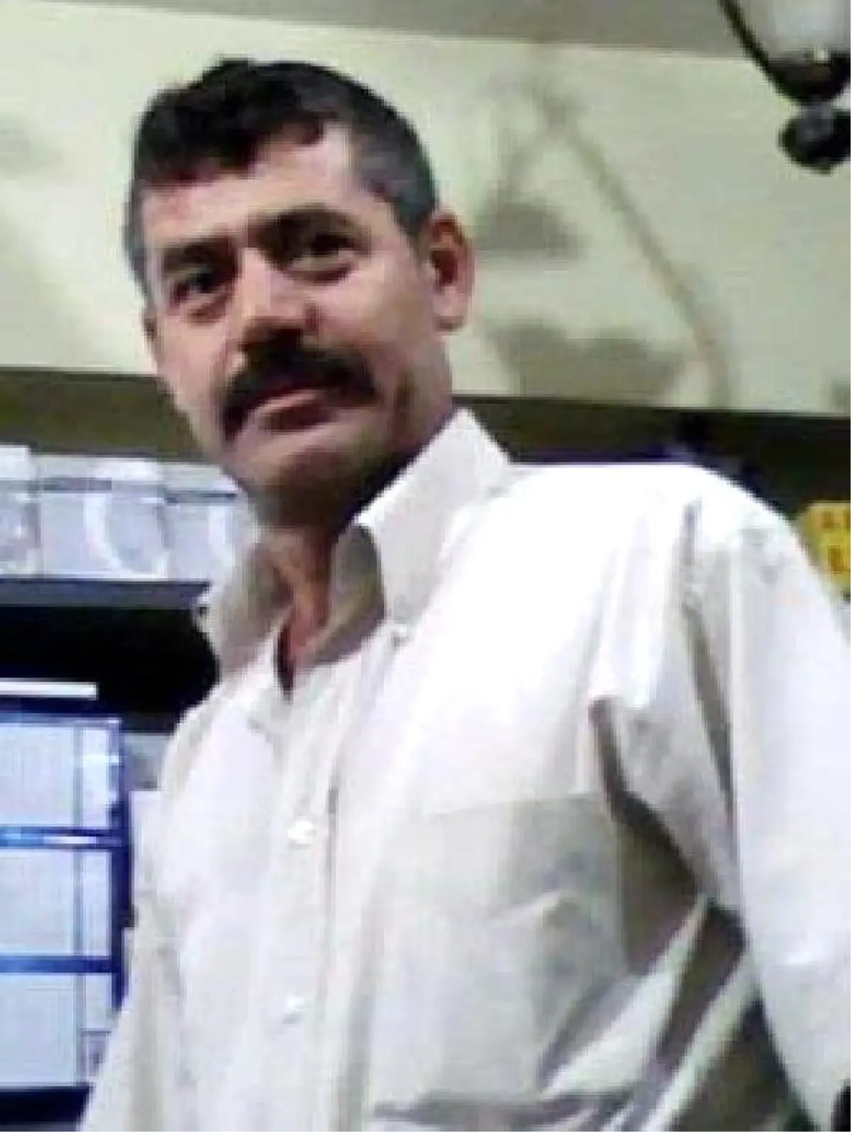 Elektrik Akıma Kapılan MHP\'li Yönetici, 5 Metre Yükseklikten Düşerek Öldü