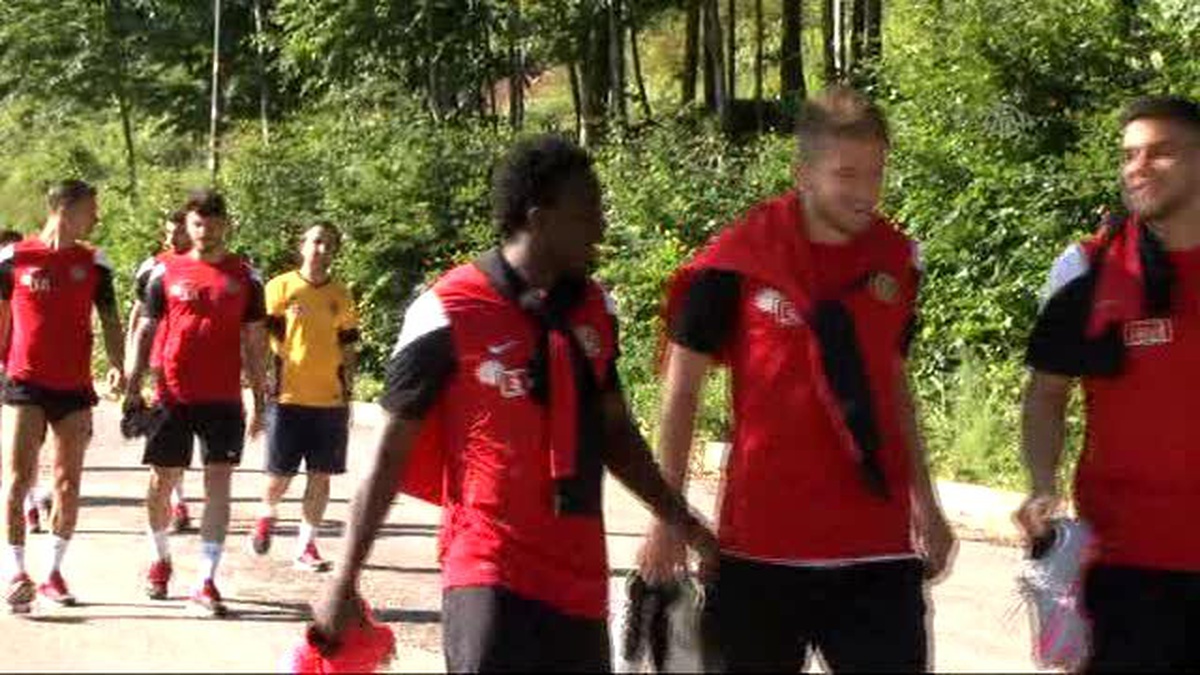 Eskişehirspor\'un Kartepe Kampı