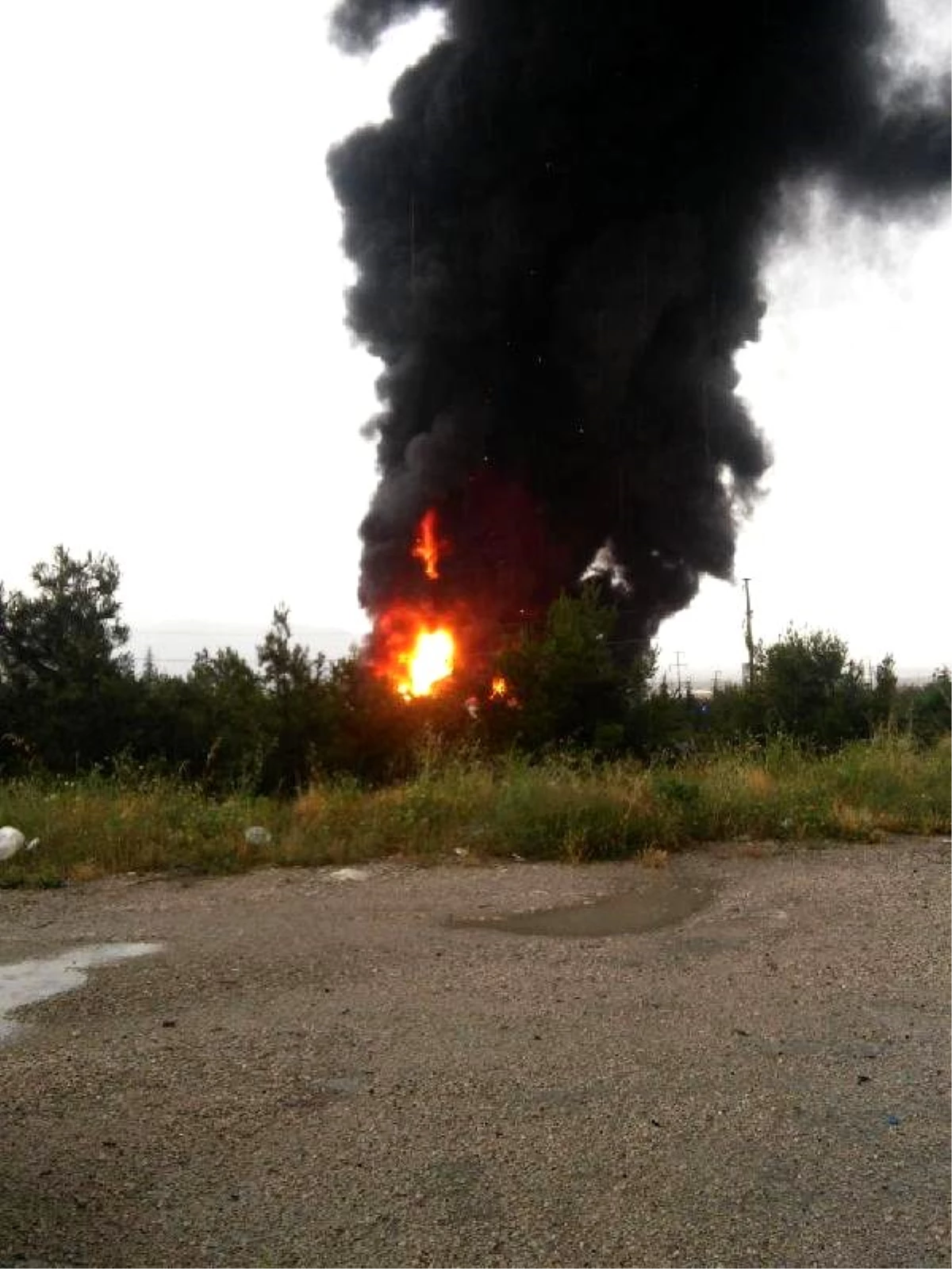 Isparta Osb\'de Fabrikada Yangın Çıktı (2) - Yeniden