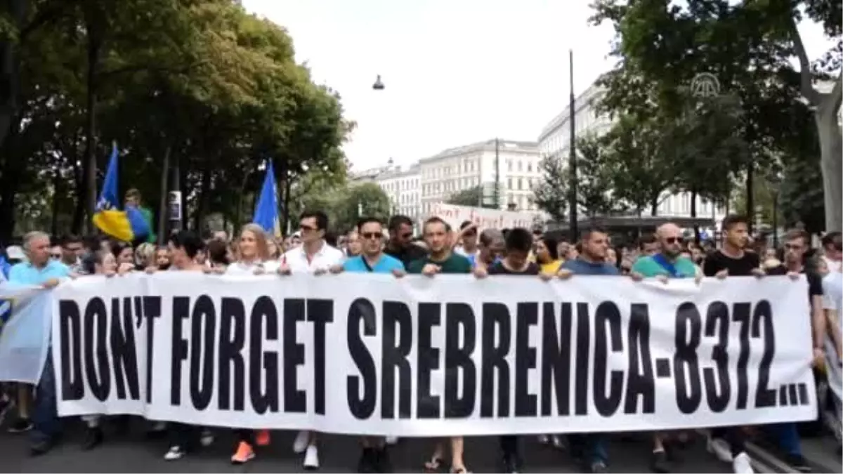 Srebrenitsa Soykırımında Hayatını Kaybedenler Anıldı