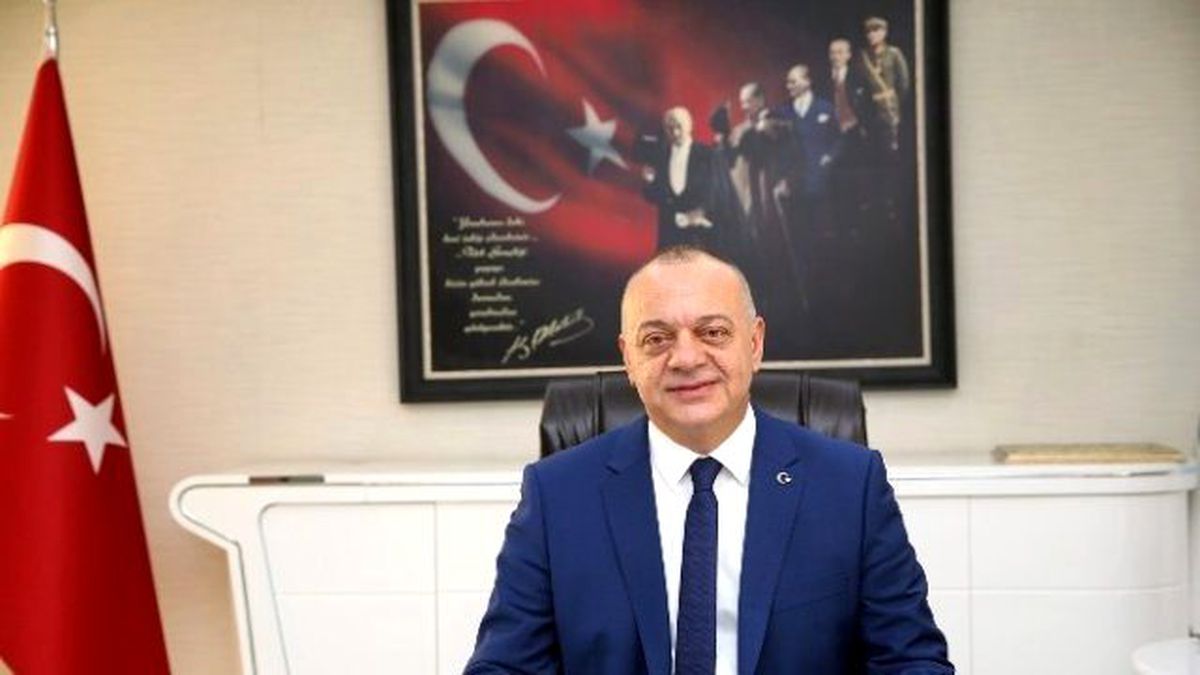 Başkan Ergün Kadir Gecesini Tebrik Etti