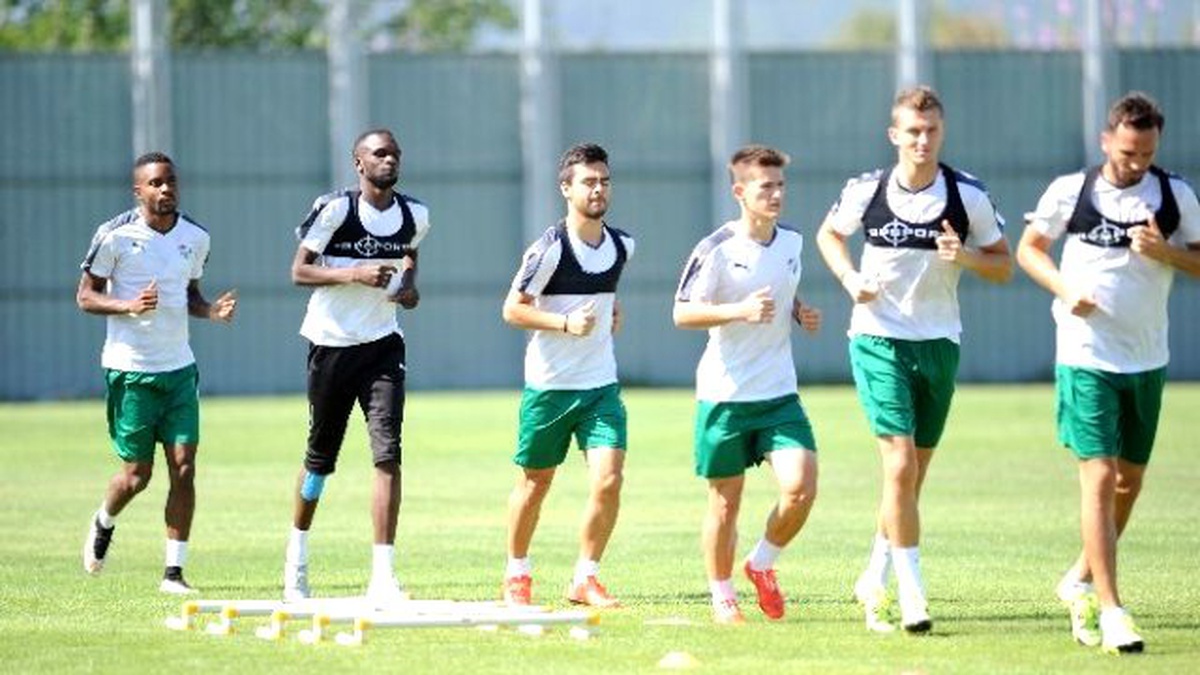 Bursaspor\'da Yeni Sezon Hazırlıkları Sürüyor