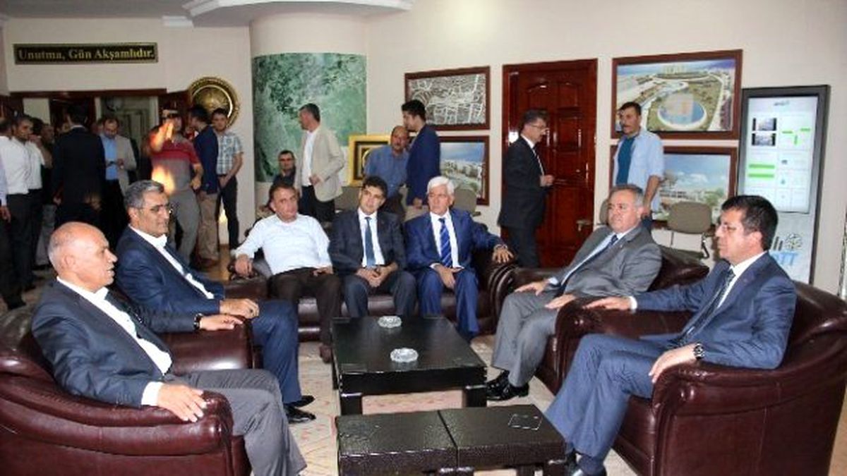 Ekonomi Bakanı Zeybekci Karaman\'da